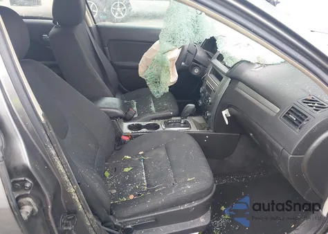 2012 Ford Fusion Se z USA, uszkodzony, nr VIN 3FAHP0HA8CR392716